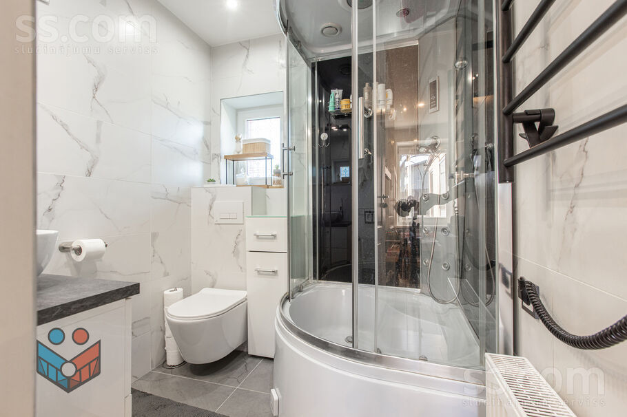 Lefkoju 17, Ziedonis, Rīgas rajons, Ķekavas pag. — maja