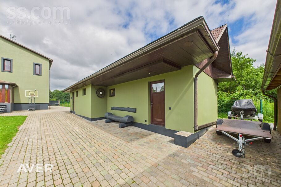 Lakstīgalu iela 32, Skrīveri, Aizkraukle un raj., Skrīveru pag. — maja