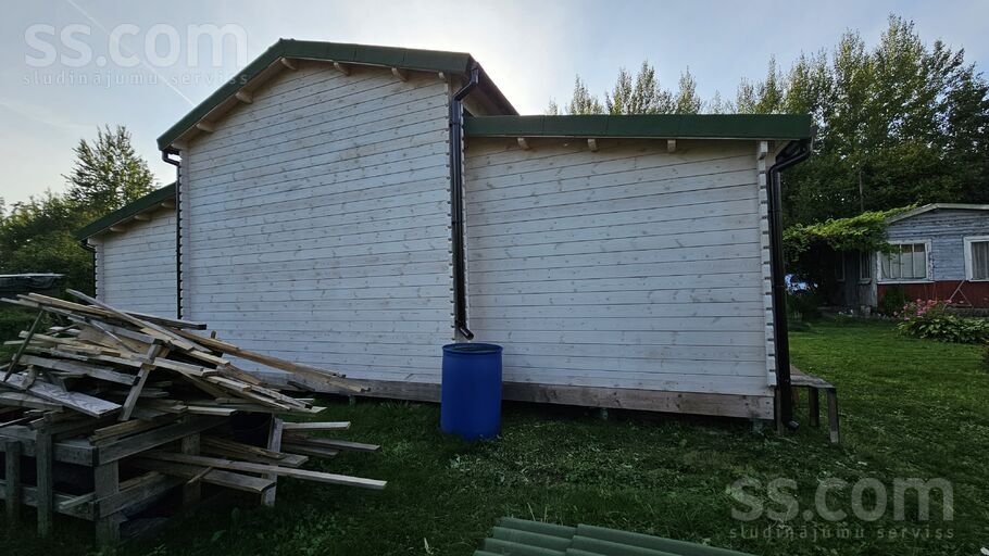 Mežvidi 36, Jelgava un raj., Jelgava — maja