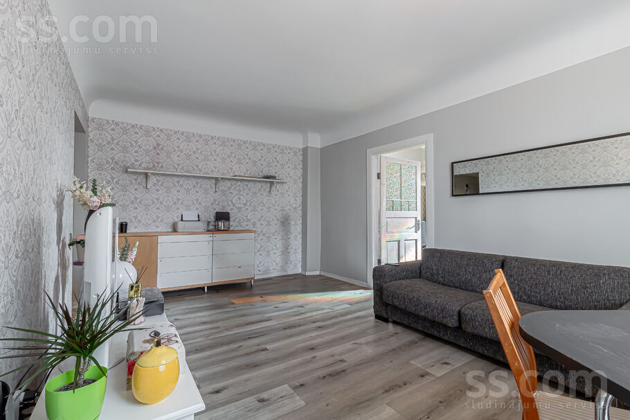 Zeļļu 13, Rīga — dzivoklis