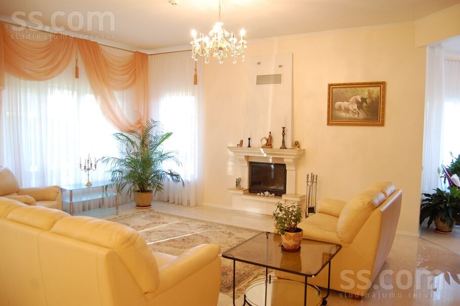 Liepezera, Liepezers, Rīgas rajons, Babītes pag. — maja