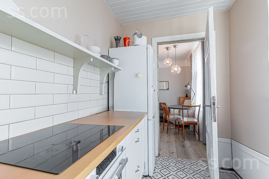 Zeļļu 13, Rīga — dzivoklis