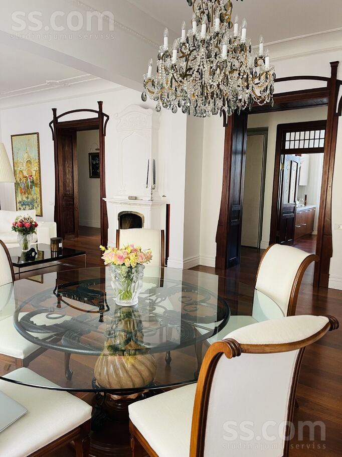 Brīvības 105, Rīga — dzivoklis