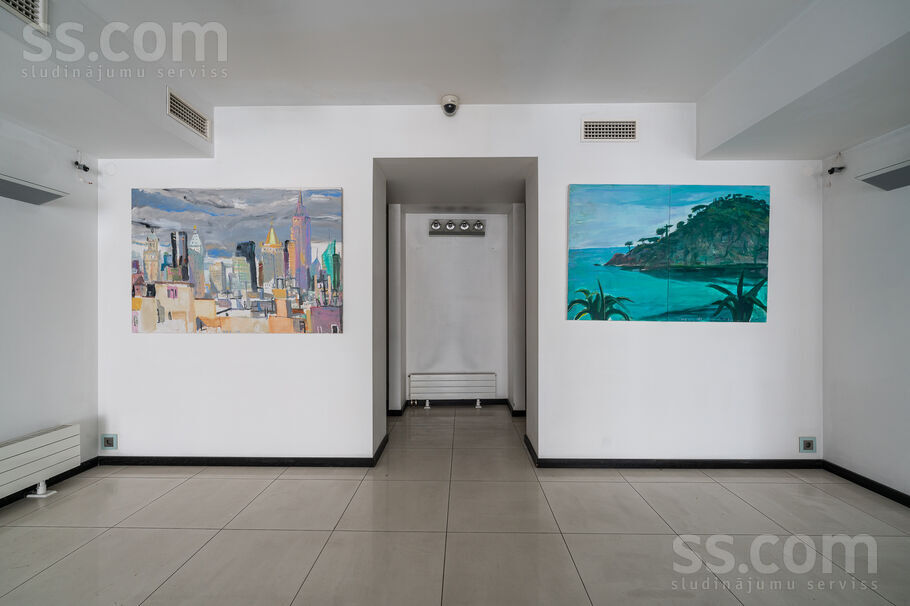 Vaļņu 4, Rīga, Vecrīga — telpa