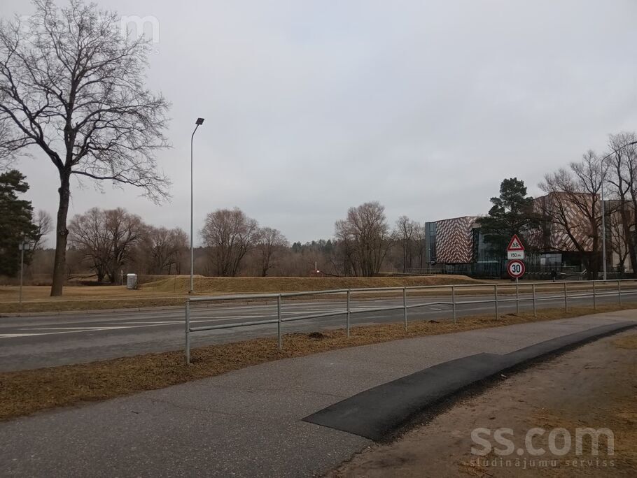 Gaujas iela 33, Ādaži, Rīgas rajons, Ādažu nov. — zeme