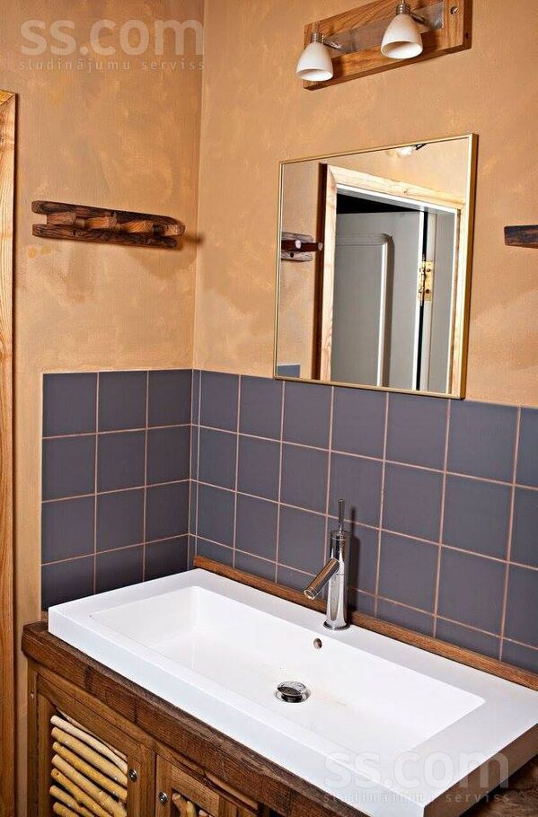 Ramanu 8, Upesciems, Rīgas rajons, Garkalnes nov. — maja