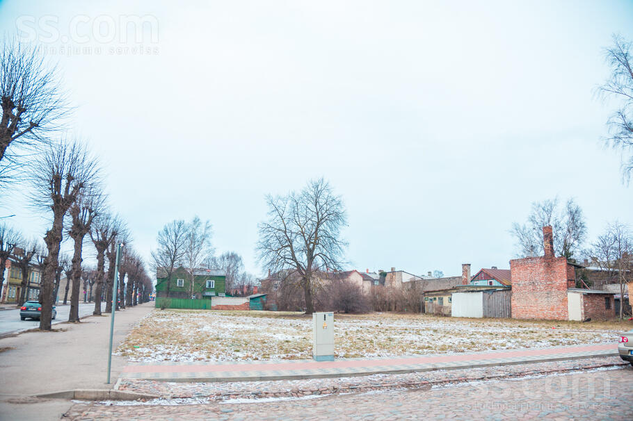 Raiņa 38/40, Liepāja un raj., Liepāja — zeme
