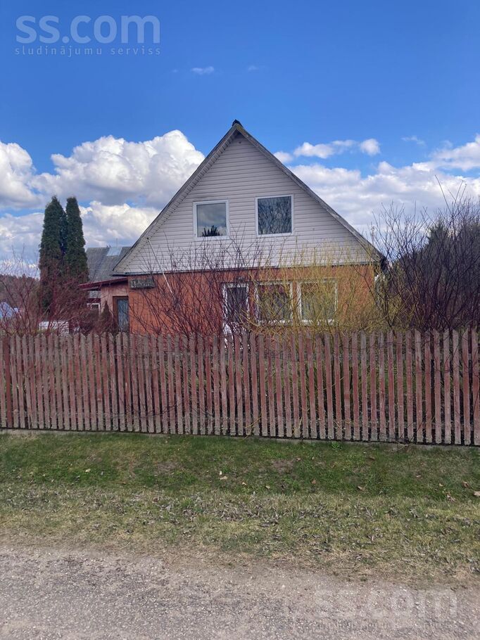 Liepu iela 6, Kuldīga un raj., Skrunda — maja