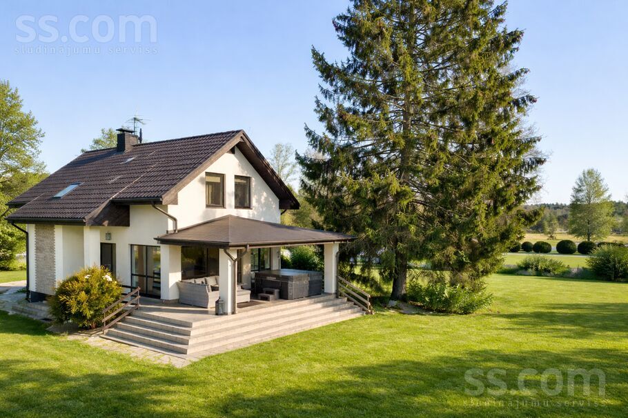 Vetras, Trenči, Rīgas rajons, Babītes pag. — maja