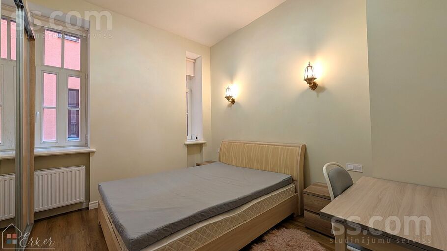 Kalniņa 6, Rīga — dzivoklis