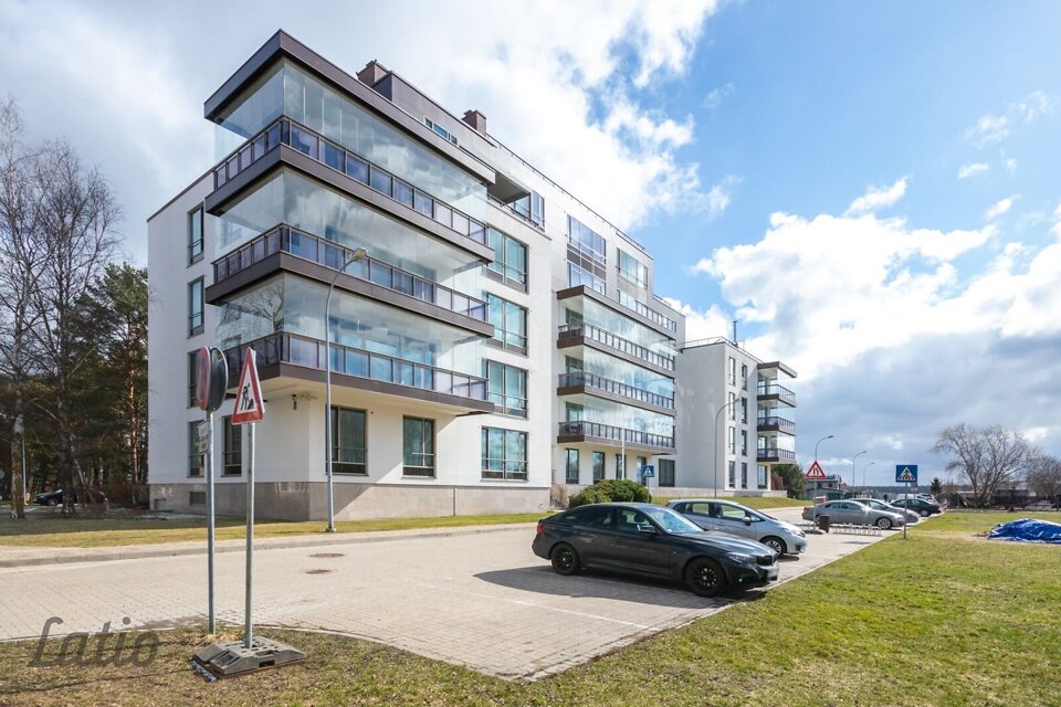 Tīklu iela 11, Jūrmala