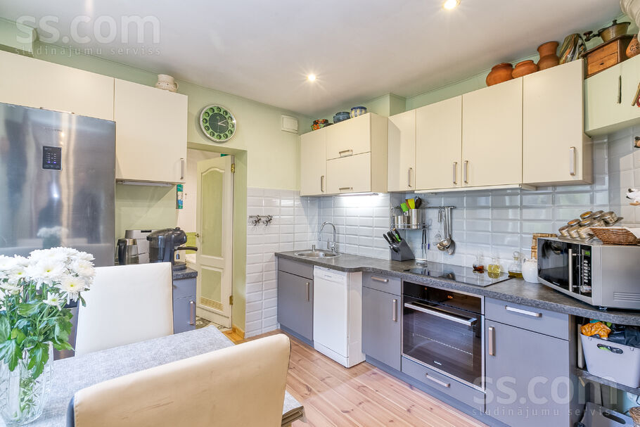 Cesu 9, Jūrmala — maja