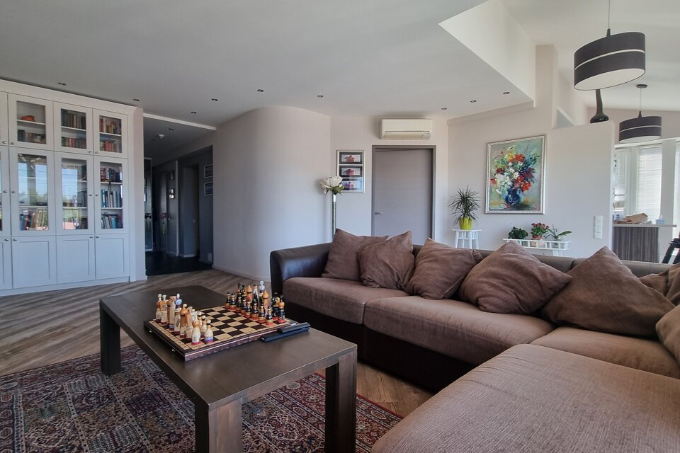 Indrānu iela 5, Rīga