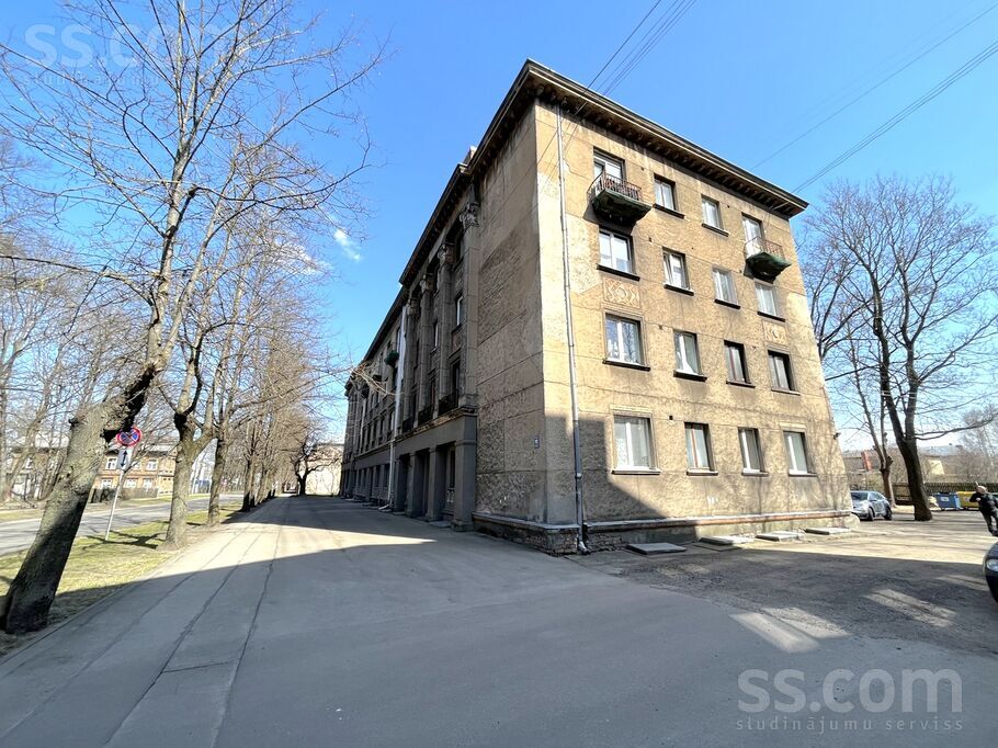 Ezera 11, Rīga — dzivoklis