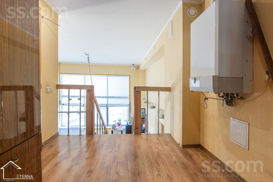 Latgales 191a, Rīga — birojs