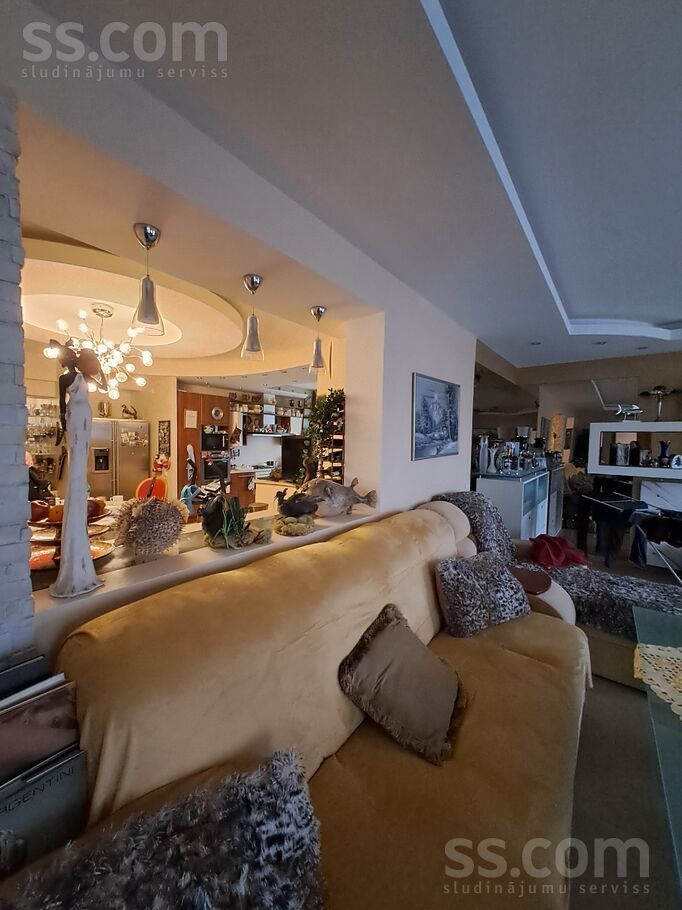 Kārsavas, Rīga — maja