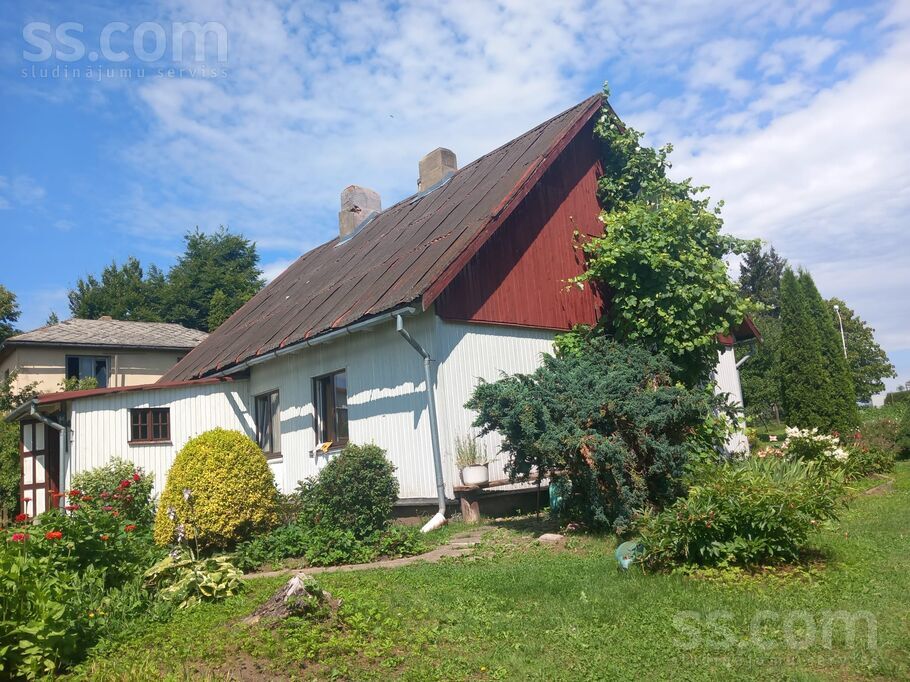 Jaunsaimnieku iela 1, Kuldīga un raj., Kuldīga — maja