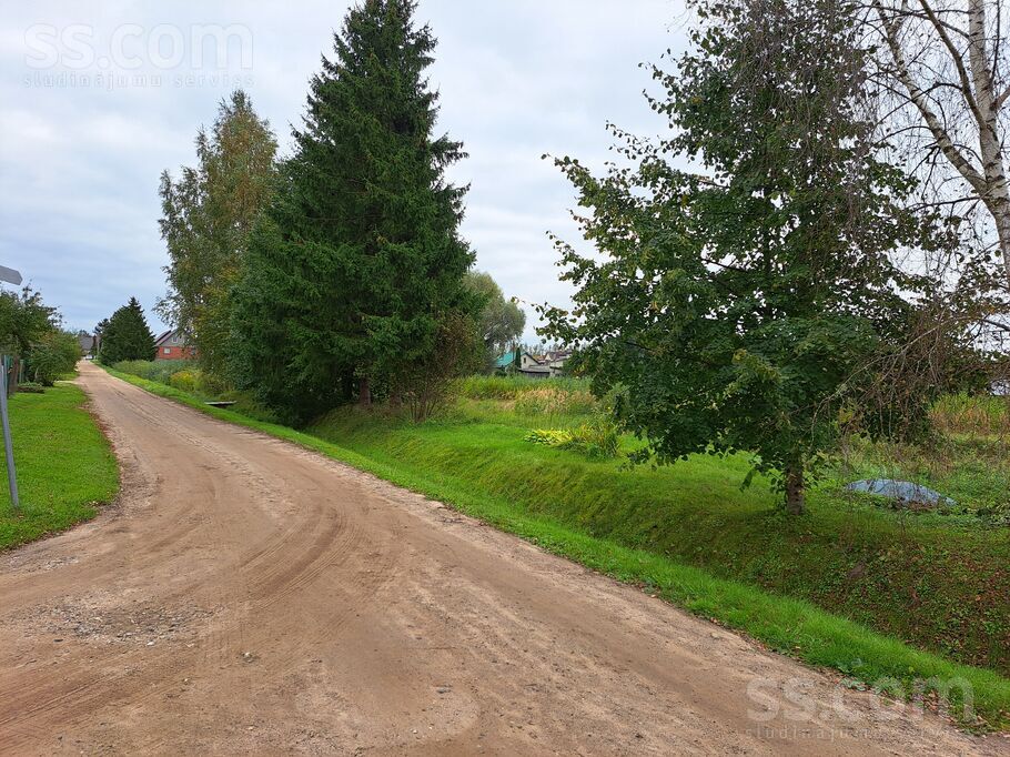 Zvaigžņu iela 16, Limbaži un raj., Limbaži — zeme