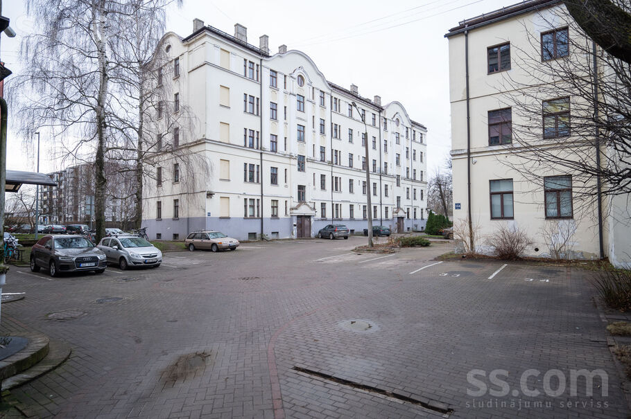 Ganību d. 15a, Rīga — dzivoklis