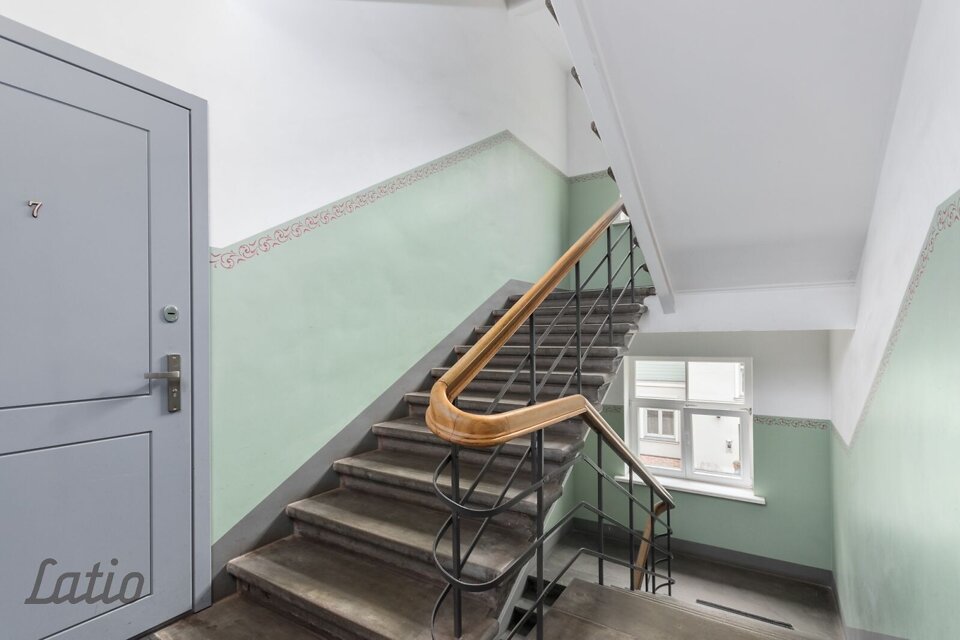 Sparģeļu iela 10, Rīga