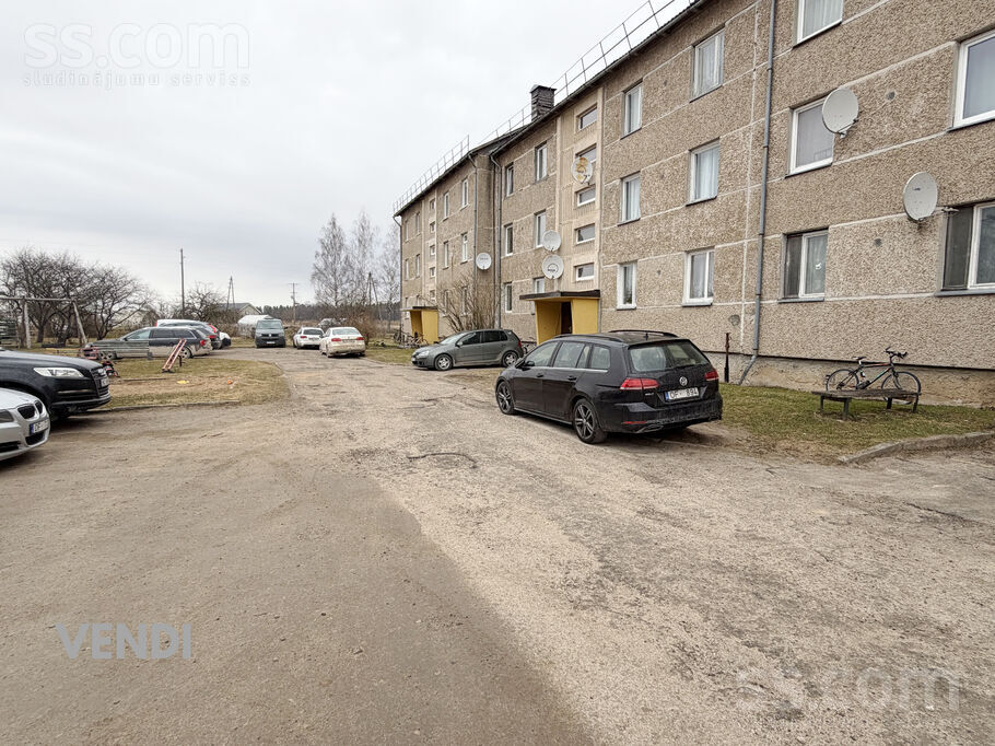 Saullēkti 23, Valmiera un raj., Bērzaines pag. — dzivoklis