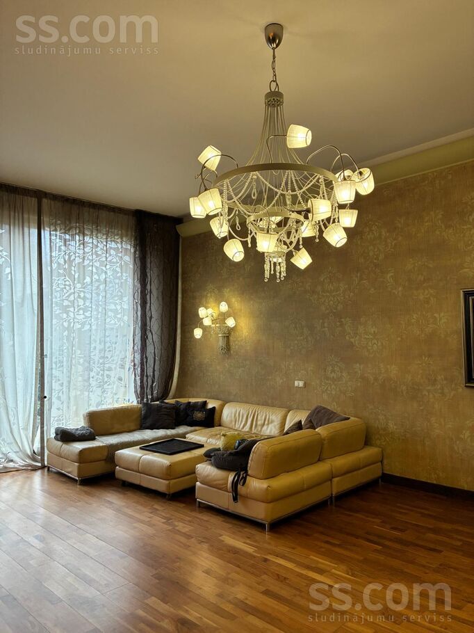 Baļķu 5, Jūrmala — maja