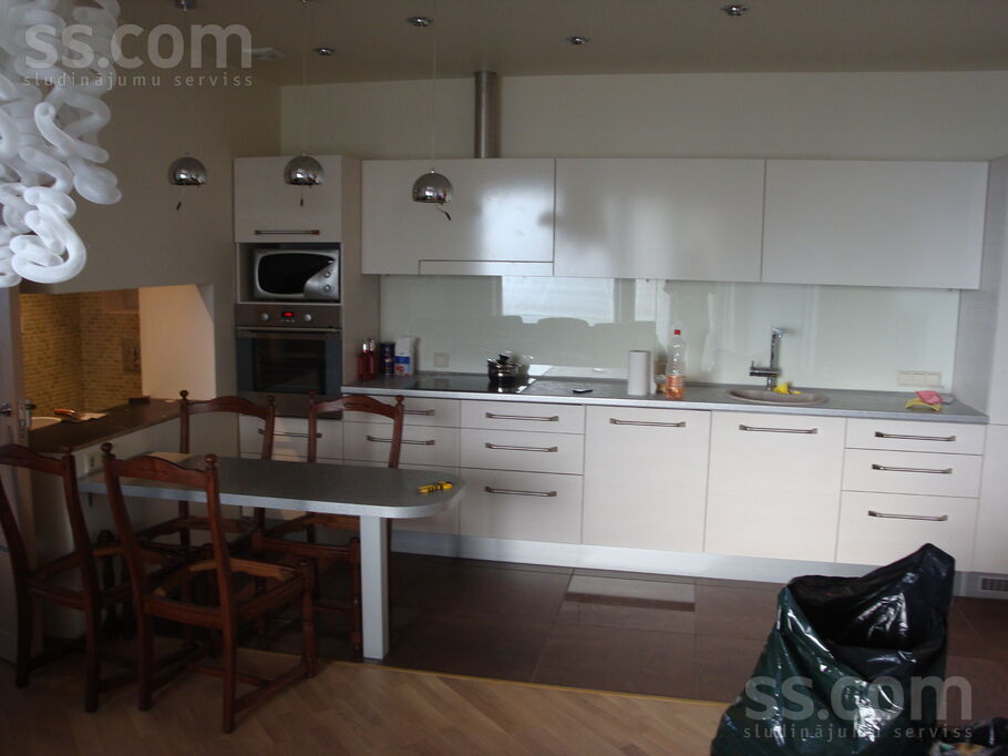 Nurmižu iela 33 77, Rīgas rajons, Sigulda — dzivoklis