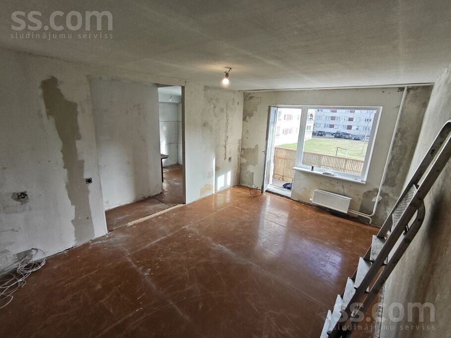 Gaismas 14, Daugavpils un raj., Daugavpils — dzivoklis