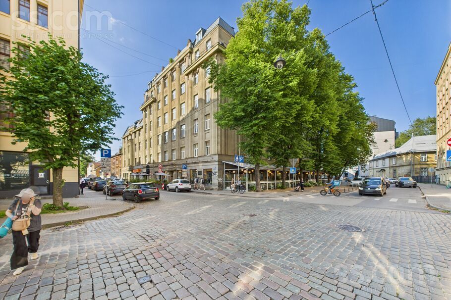 Dzirnavu 31, Rīga — dzivoklis