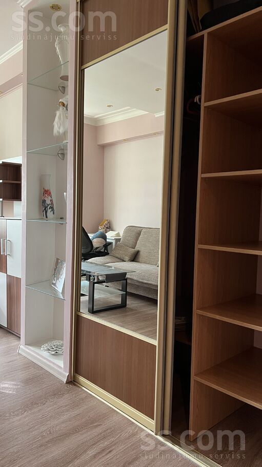 Apuzes 53, Rīga — dzivoklis