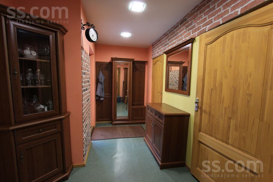 Ziemas 7, Krustkalni, Rīgas rajons, Ķekavas pag. — maja