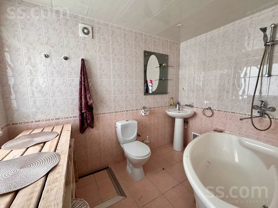 Krasta ielā, Vaikuļāni, Daugavpils un raj., Līksnas pag. — maja