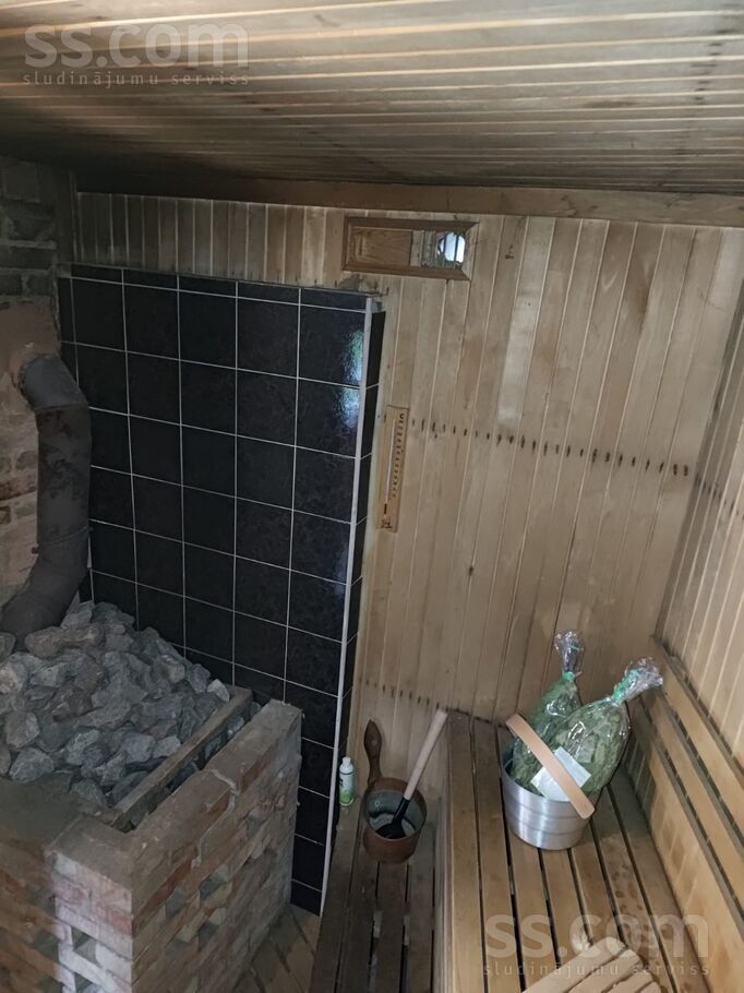 Ābeļu 3, Liepāja un raj., Liepāja — maja