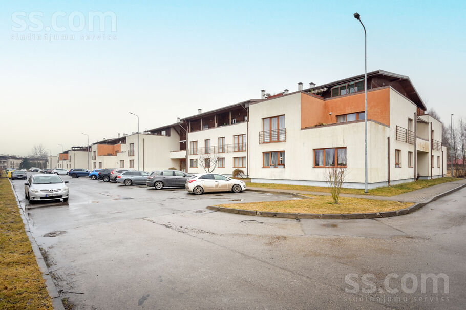 Bērzavoti k-3, Rīgas rajons, Baloži — dzivoklis