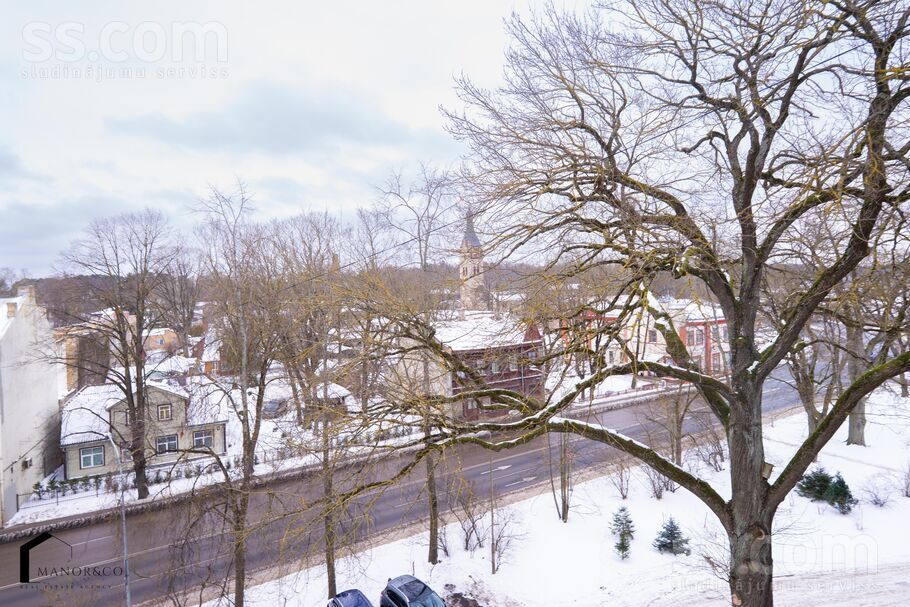 Dubultu prospekts 10, Jūrmala — dzivoklis