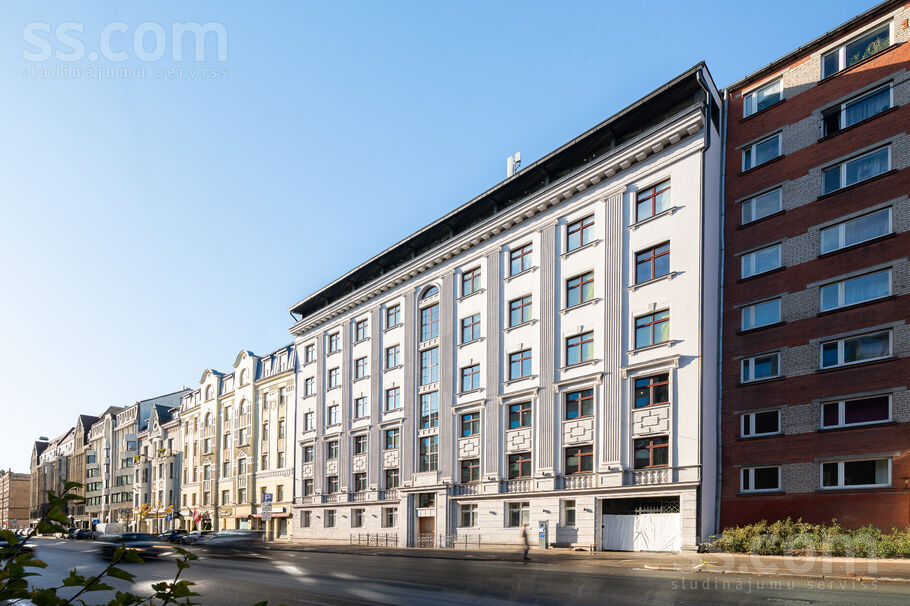 Pulkv. Brieža 15, Rīga — dzivoklis