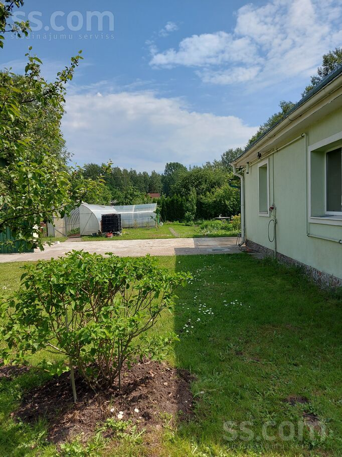 Piltenes 16, Jūrmala — maja