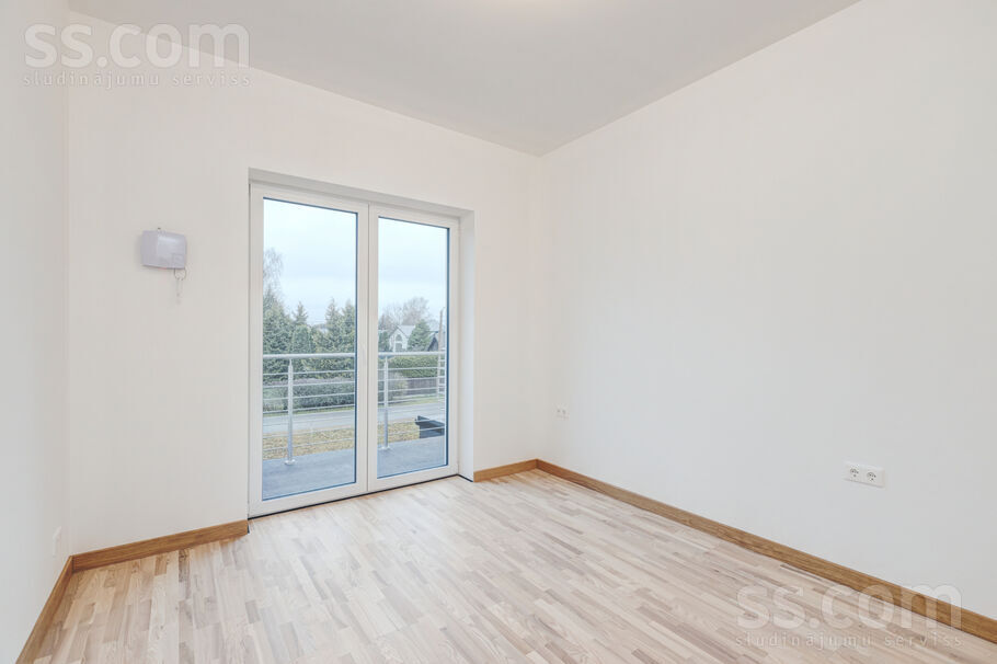 Rītausmas iela 1, Mārupe, Rīgas rajons, Mārupes pag. — maja