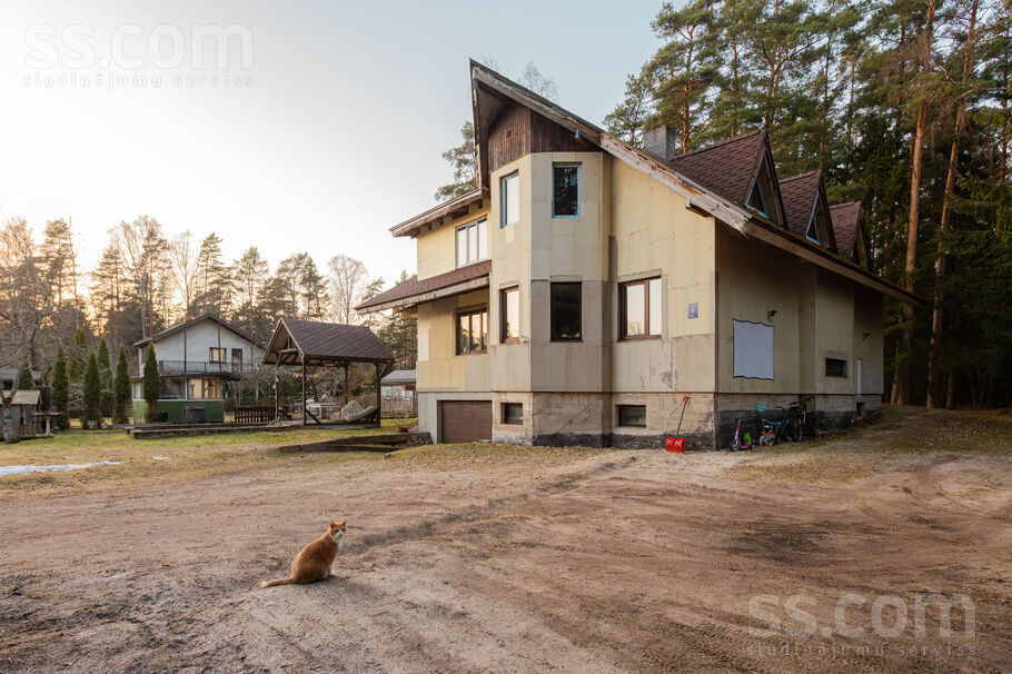 Grāvja iela 1, Rīgas rajons, Saulkrasti — maja