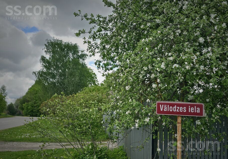 Vālodzes 9, Jelgava un raj., Jelgava — maja