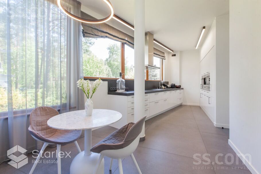 Kraujas, Baltezers, Rīgas rajons, Ādažu nov. — maja