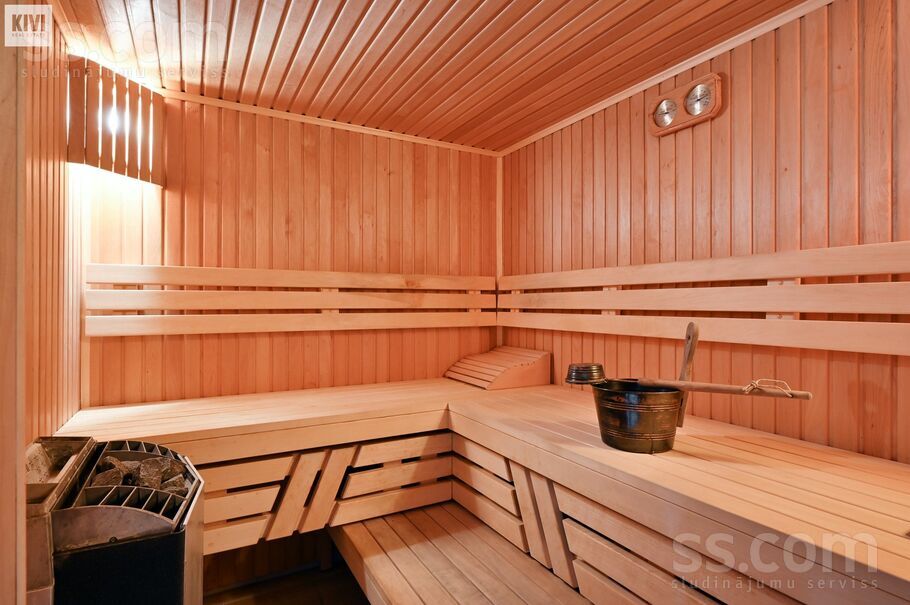 Planīcas, Rīga — maja