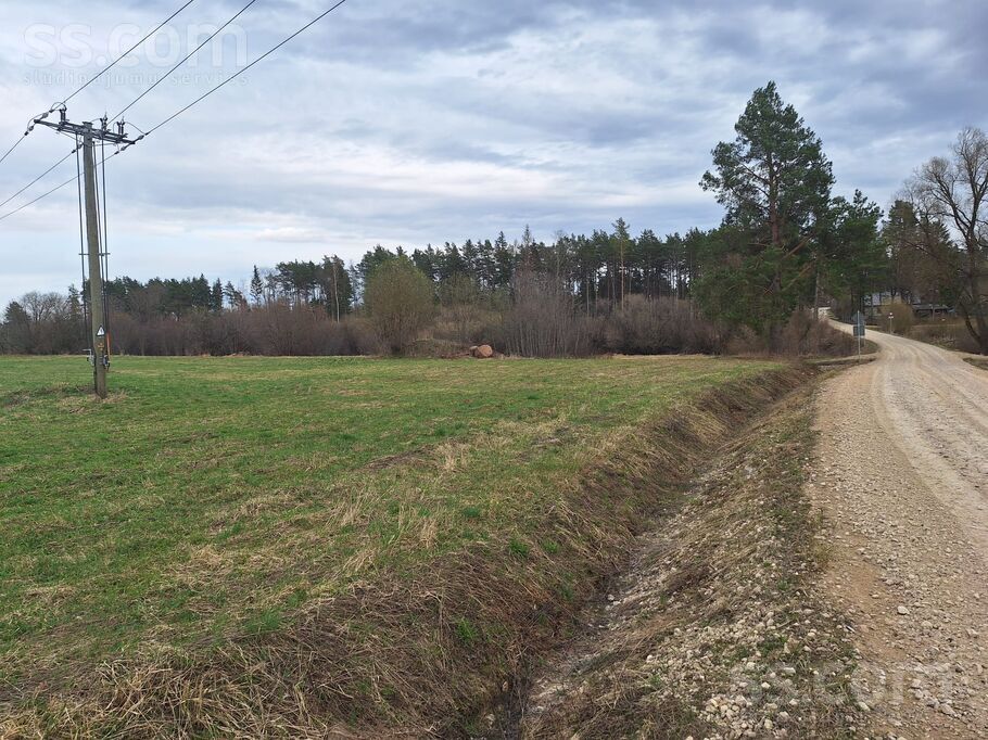 Akmentiņi, Aizkraukle un raj., Klintaines pag. — zeme