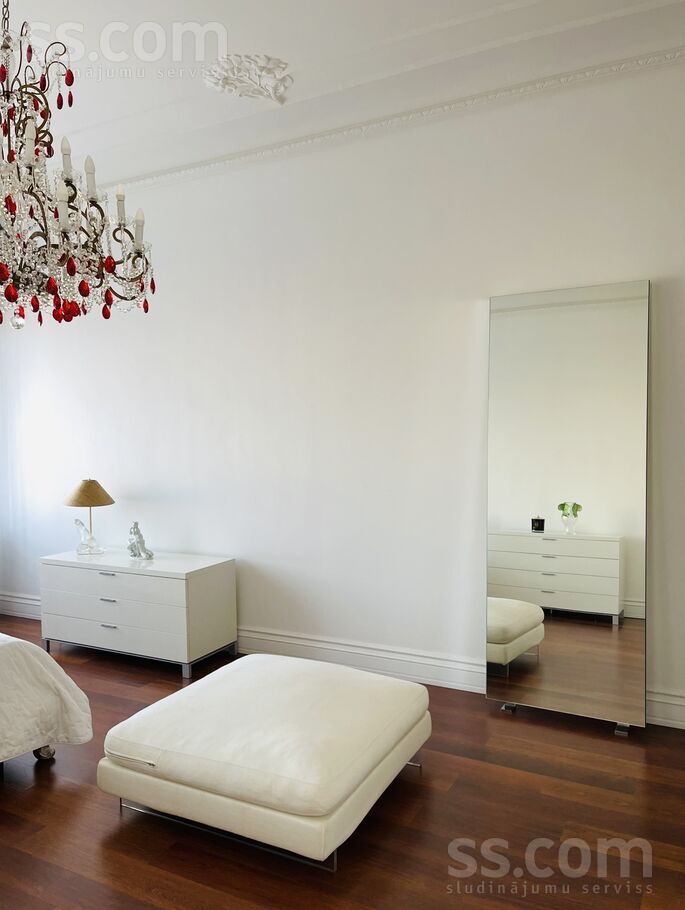 Brīvības 105, Rīga — dzivoklis