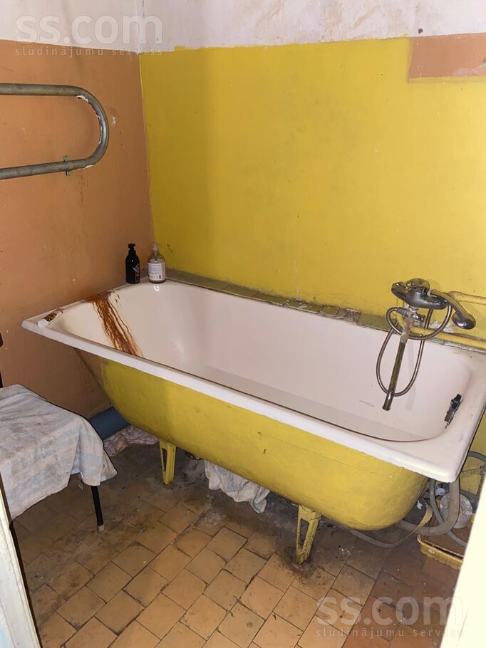 Dzirnavu 39, Jūrmala — dzivoklis