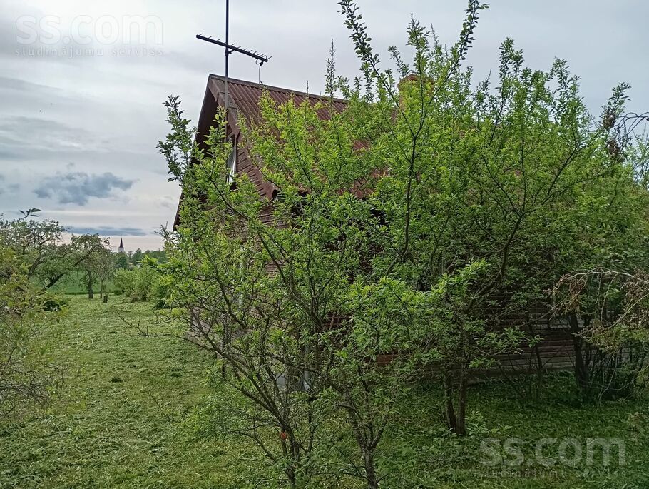 Pērnavas 19, Valmiera un raj., Rūjiena — maja