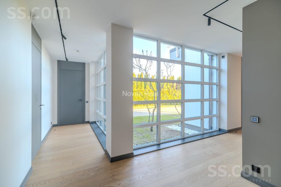 Laipu iela 2, Jūrmala — maja