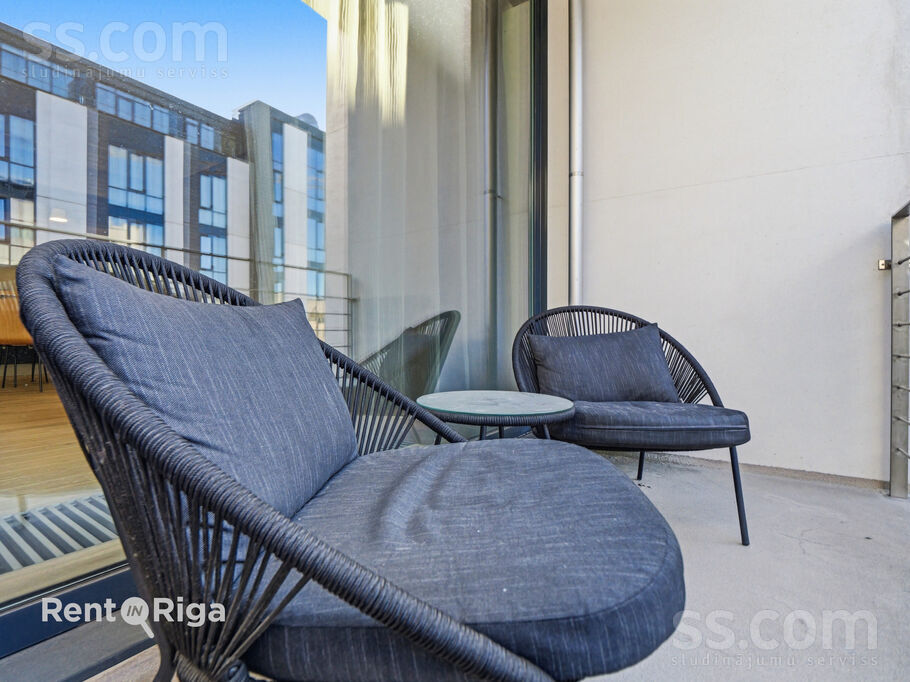 Dzirnavu 83, Rīga — dzivoklis