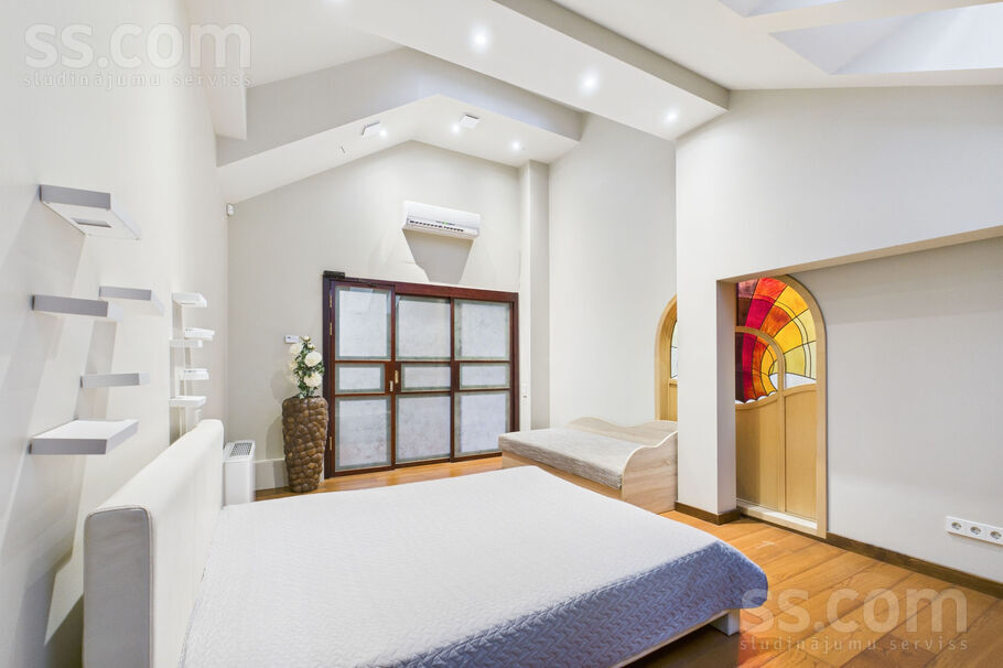 Brīvības 105, Rīga — dzivoklis