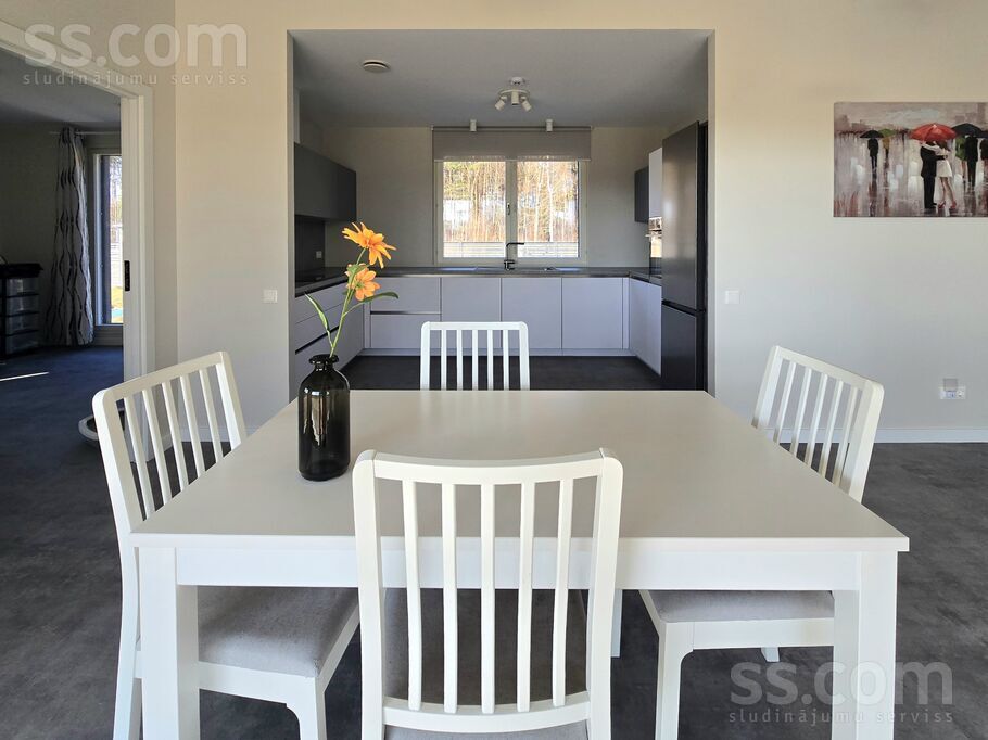 Krāču 6, Sēbruciems, Rīgas rajons, Babītes pag. — maja